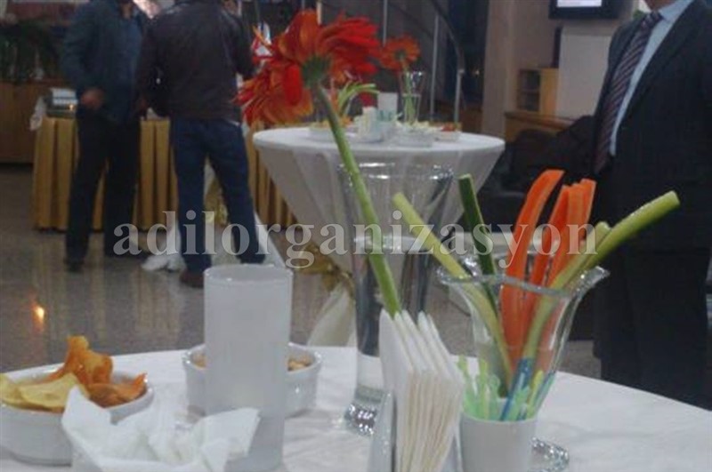 Etkinliğe Özel Kokteyl Menü Seçenekleri Etkinliğe Özel Kokteyl Menü Seçenekleri